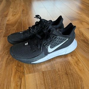 Kyrie 2 Low Black and White